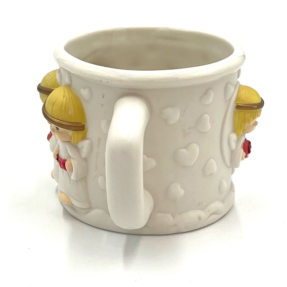 Vintage Hallmark Licensing Inc. Holiday 3D Love Praying Angels Bisque Large Mug - Picture 4 of 8